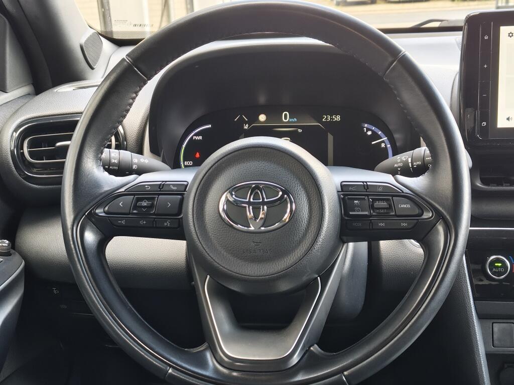 Toyota Yaris Cross 1.5 Hybrid Dynamic | NL Auto | Keyless Entry & Start | Android A - Image 15