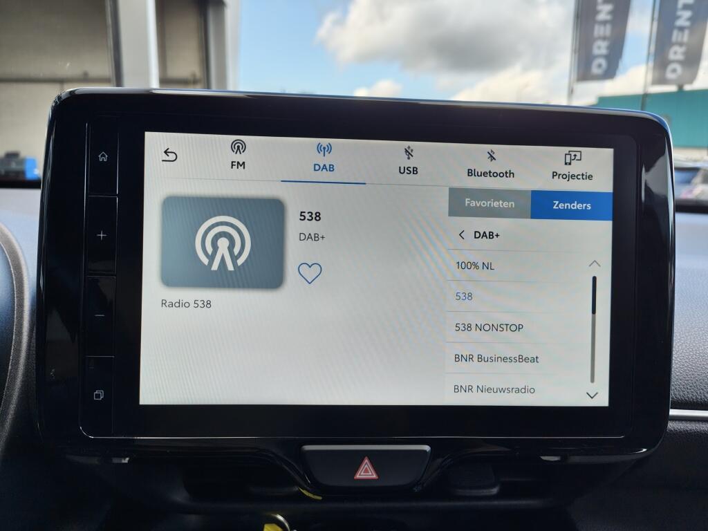 Toyota Yaris Cross 1.5 Hybrid Dynamic | NL Auto | Keyless Entry & Start | Android A - Image 20