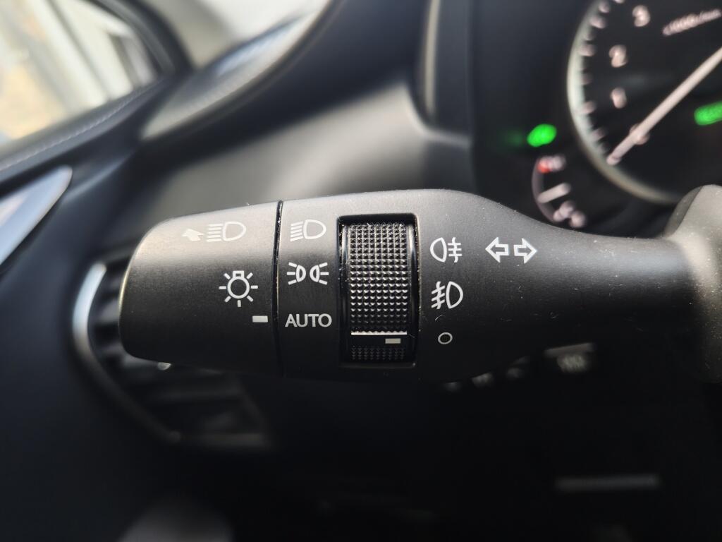 Lexus NX 300h Luxury Line | Sensoren v/a | Navi | Half Leder | Achteruitrijcamera - Image 11