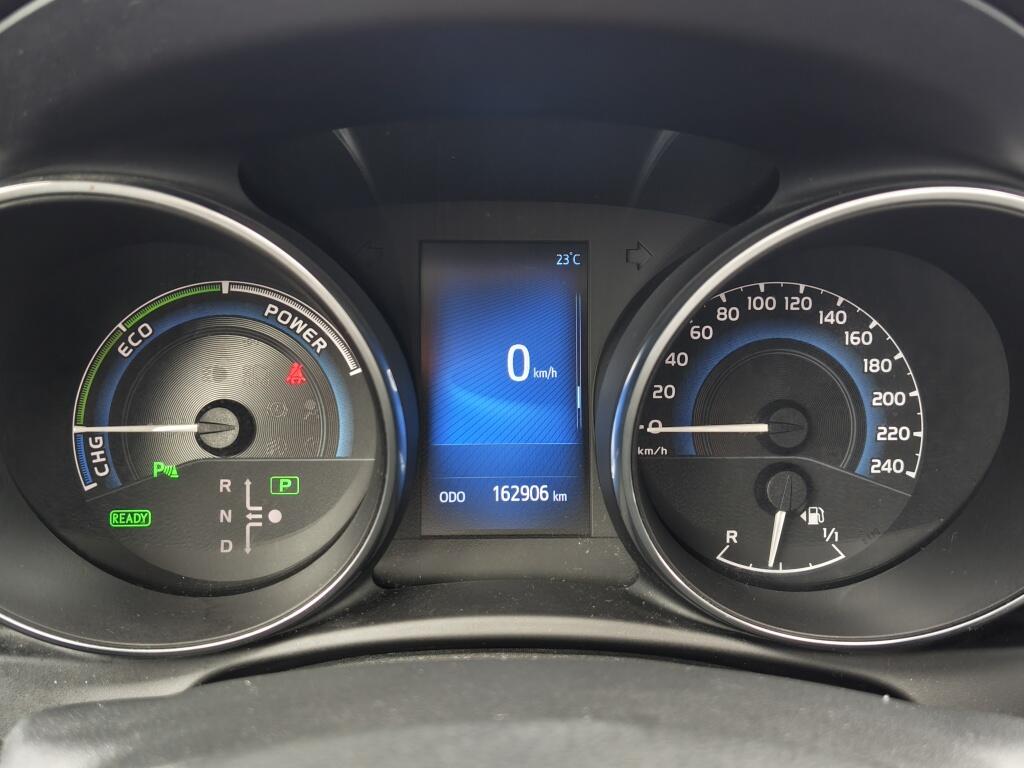 Toyota Auris Touring Sports 1.8 Hybrid Executive | Trekhaak Afn. | Navi | Sensoren v/a | Stoelverwarming - Image 11