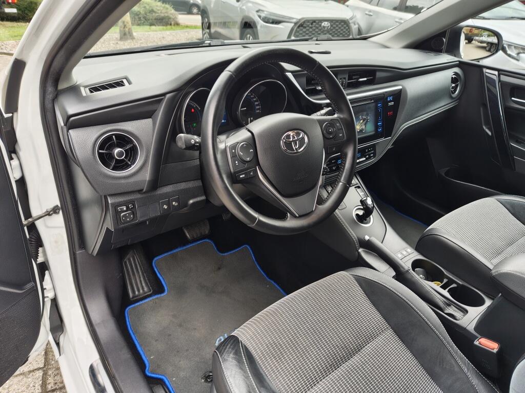 Toyota Auris Touring Sports 1.8 Hybrid Executive | Trekhaak Afn. | Navi | Sensoren v/a | Stoelverwarming - Image 30