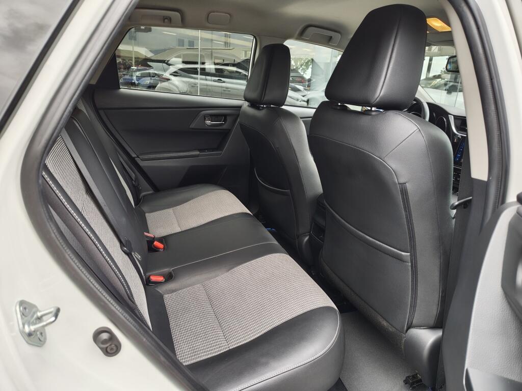 Toyota Auris Touring Sports 1.8 Hybrid Executive | Trekhaak Afn. | Navi | Sensoren v/a | Stoelverwarming - Image 34