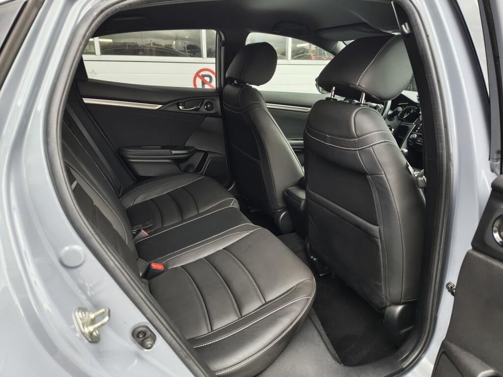 Honda Civic 1.0 i-VTEC Elegance | #33 Limited Edition | Leder | Sensoren A | Navi - Image 31