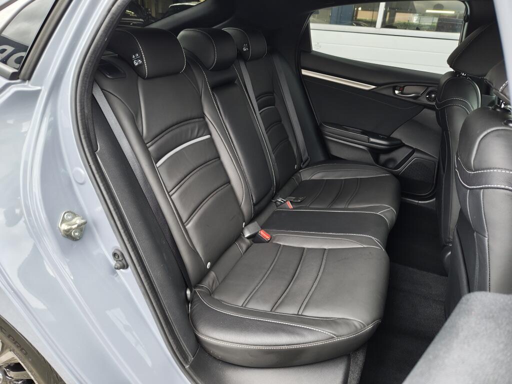 Honda Civic 1.0 i-VTEC Elegance | #33 Limited Edition | Leder | Sensoren A | Navi - Image 32