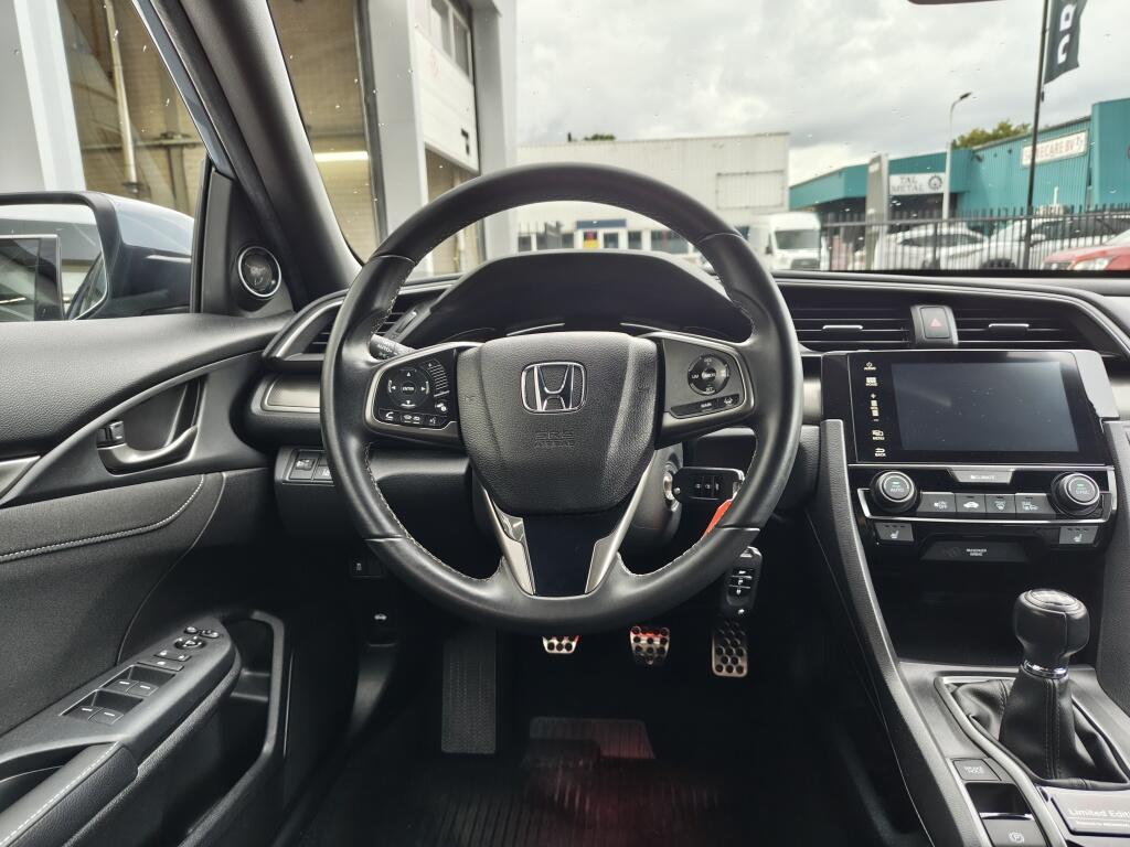 Honda Civic 1.0 i-VTEC Elegance | #33 Limited Edition | Leder | Sensoren A | Navi - Image 9