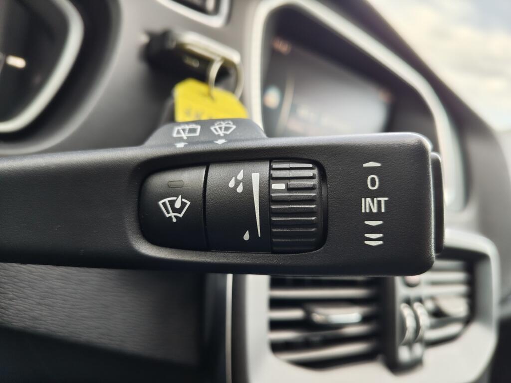 Volvo V40 Cross Country 1.5 T3 Summum | Trekhaak | Stoelverwarming | Navi | Sensoren - Image 13
