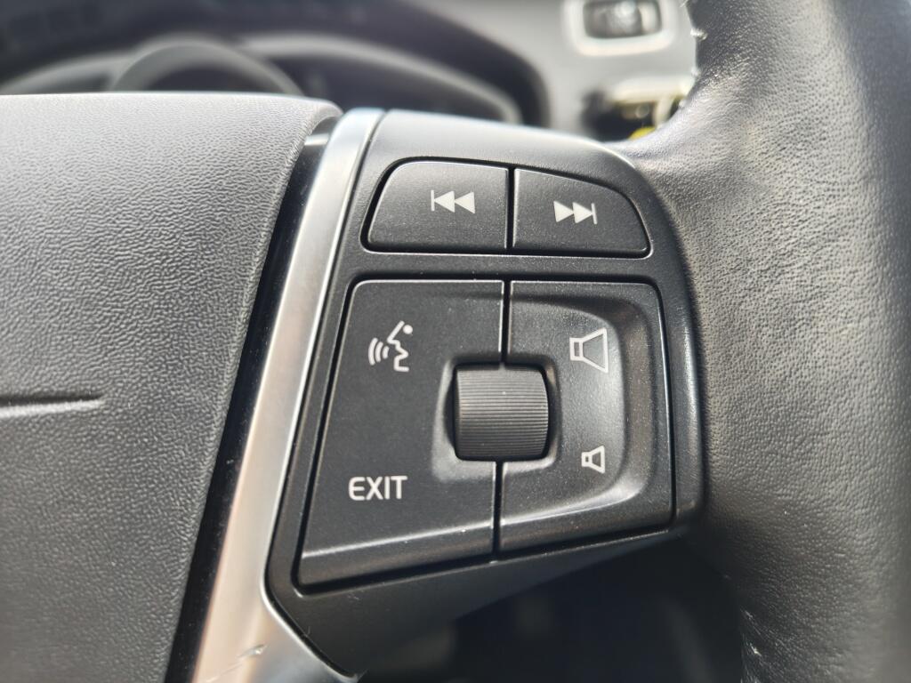 Volvo V40 Cross Country 1.5 T3 Summum | Trekhaak | Stoelverwarming | Navi | Sensoren - Image 15