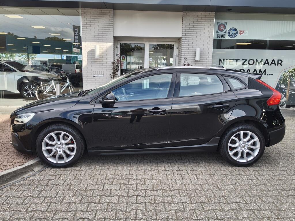 Volvo V40 Cross Country 1.5 T3 Summum | Trekhaak | Stoelverwarming | Navi | Sensoren - Image 3