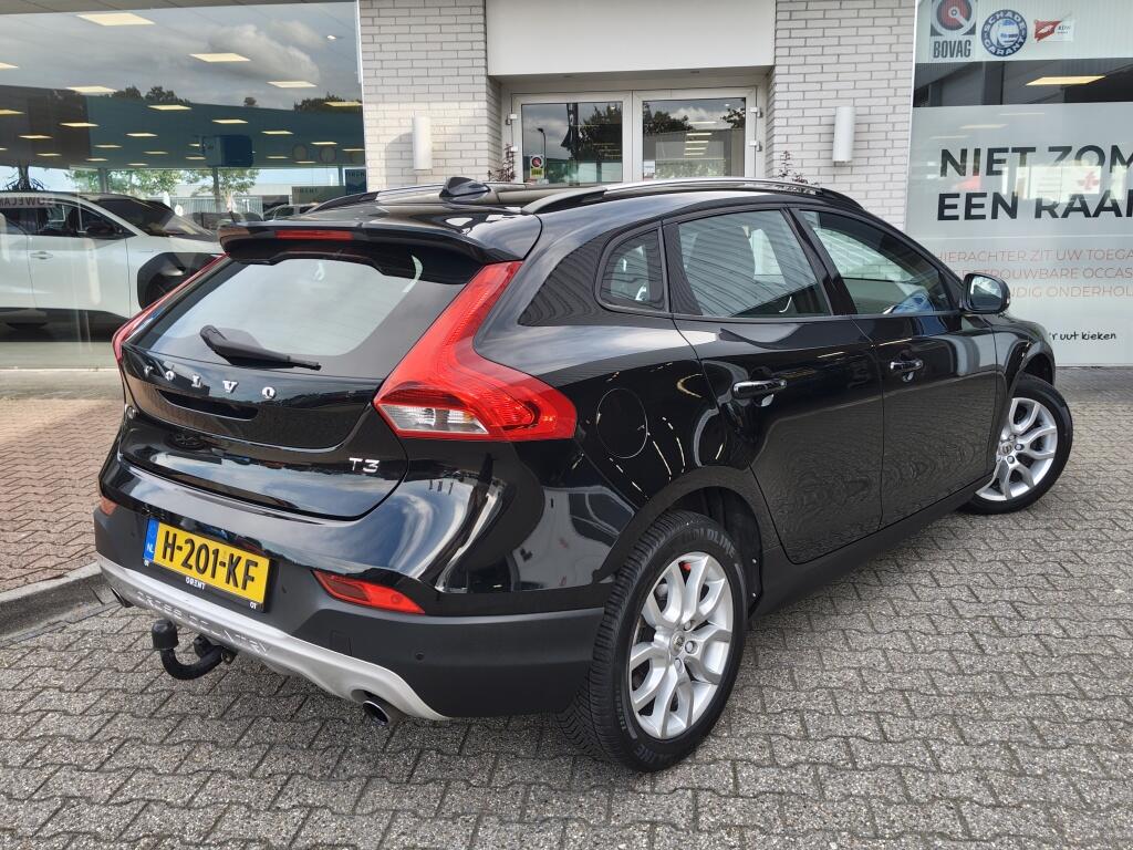 Volvo V40 Cross Country 1.5 T3 Summum | Trekhaak | Stoelverwarming | Navi | Sensoren - Image 4