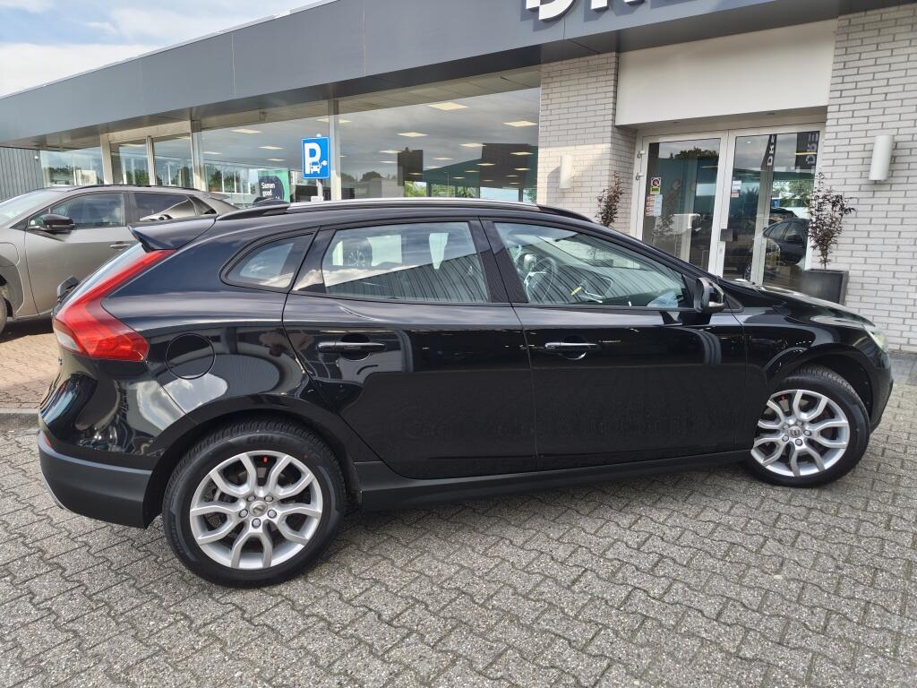 Volvo V40 Cross Country 1.5 T3 Summum | Trekhaak | Stoelverwarming | Navi | Sensoren - Image 5