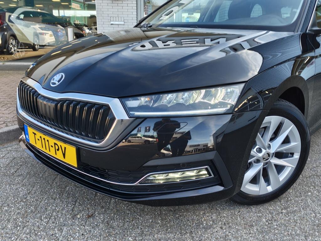 Skoda Octavia Combi 1.0 e-TSI Business Edition Plus | Trekhaak | Navi | Sensoren v/a - Image 2