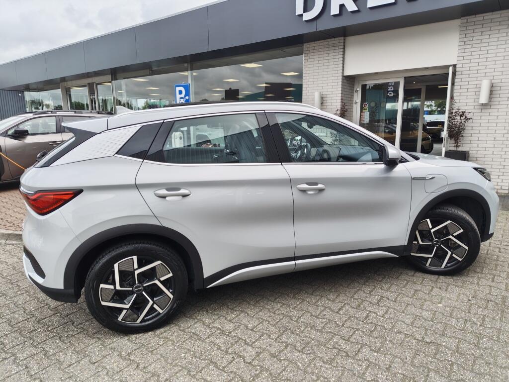 BYD ATTO 3 Design 60 kWh | SOH 93.0% | Fabrieksgarantie | Pano | Adaptive Cruise | - Image 4