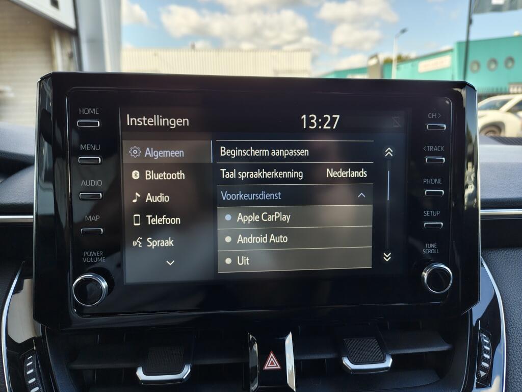 Toyota Corolla 2.0 Hybrid GR-Sport | Bi-Tone | Stoelverwarming | Half Leder | Sensoren v/a - Image 17