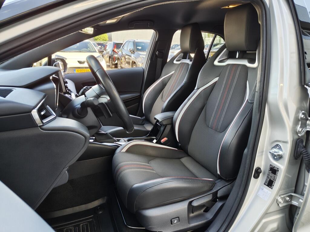 Toyota Corolla 2.0 Hybrid GR-Sport | Bi-Tone | Stoelverwarming | Half Leder | Sensoren v/a - Image 27