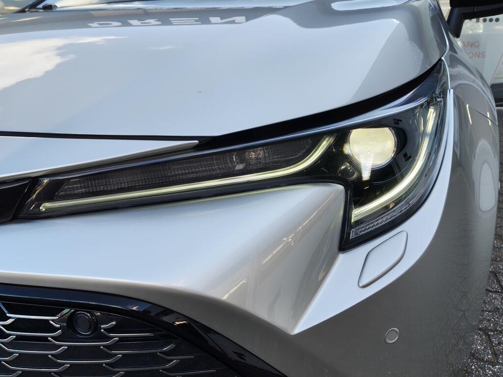 Toyota Corolla 2.0 Hybrid GR-Sport | Bi-Tone | Stoelverwarming | Half Leder | Sensoren v/a - Image 34