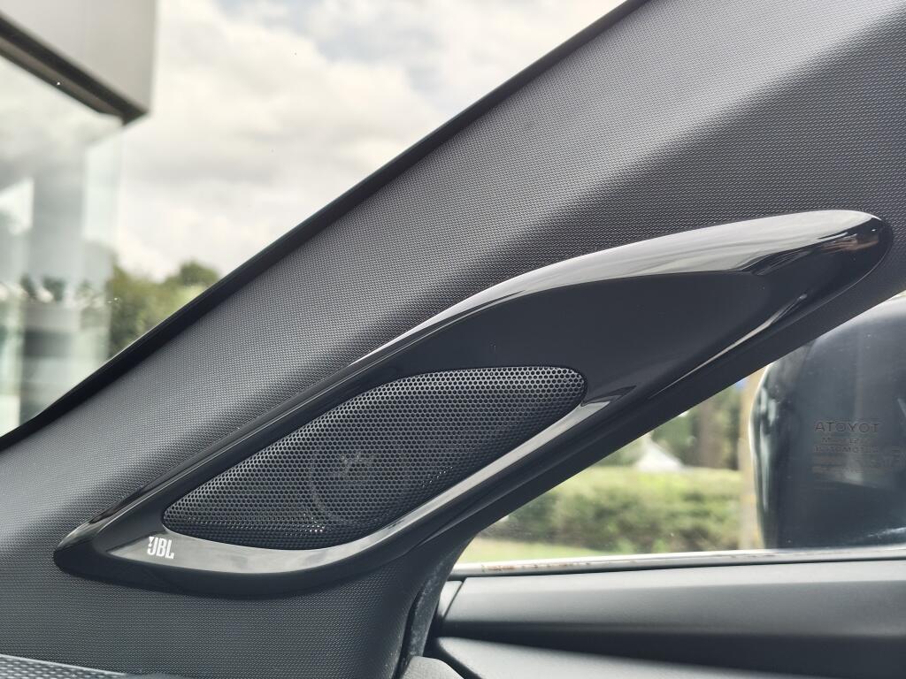 Toyota C-HR 1.8 Hybrid Style Ultimate | All Season | Blind Spot | PDC | Stoelverwarming - Image 30