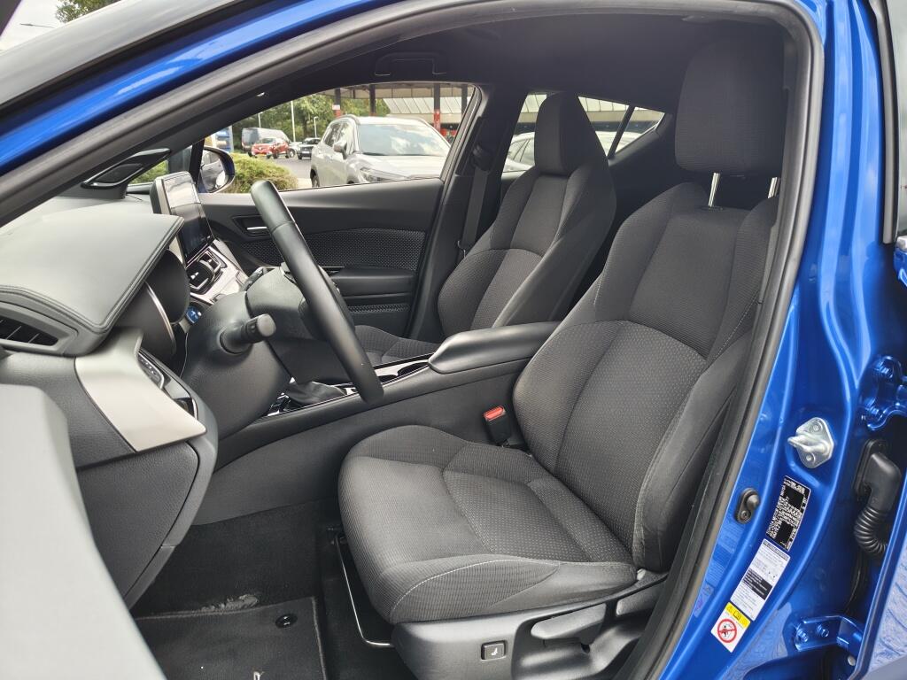 Toyota C-HR 1.8 Hybrid Style Ultimate | All Season | Blind Spot | PDC | Stoelverwarming - Image 32