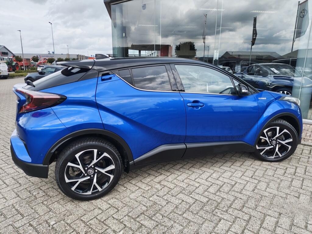 Toyota C-HR 1.8 Hybrid Style Ultimate | All Season | Blind Spot | PDC | Stoelverwarming - Image 5