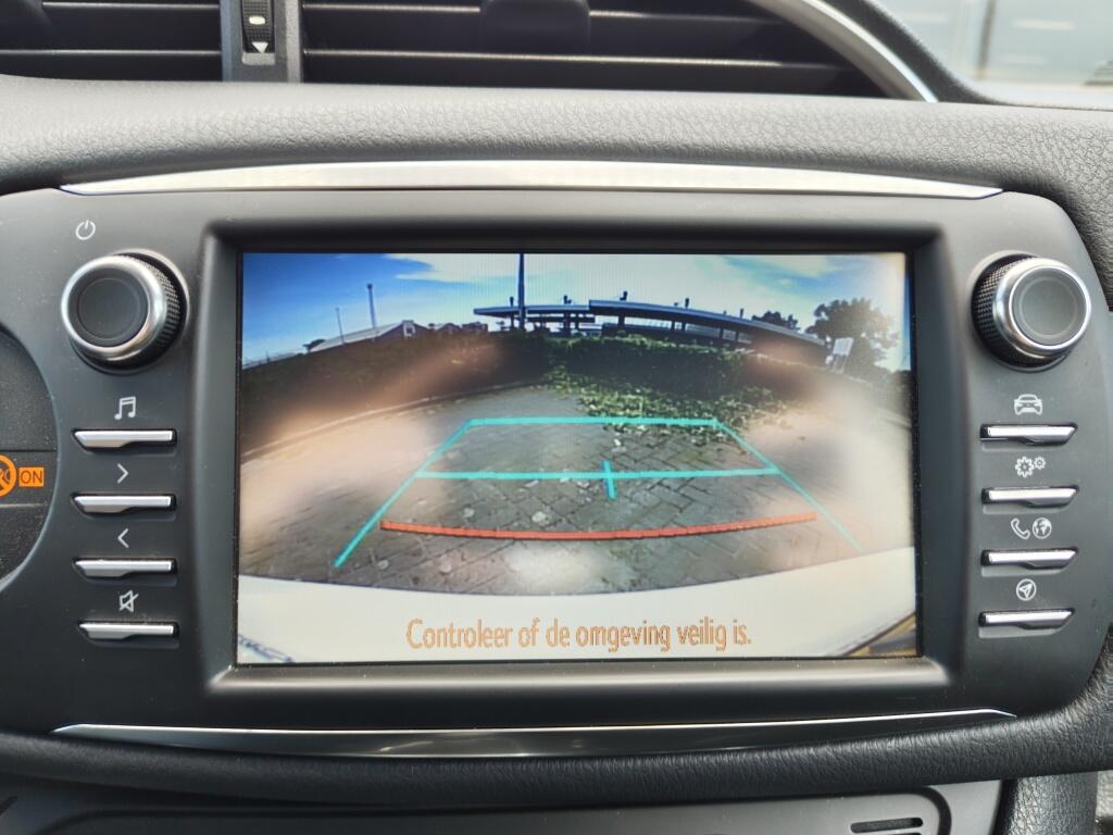 Toyota Yaris 1.5 Hybrid GR-Sport | Navi | Stoelverwarming | Keyless Entry - Image 16