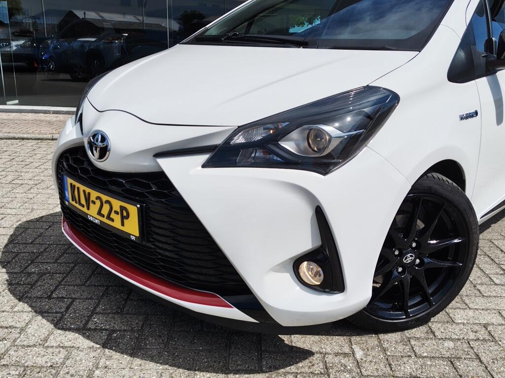 Toyota Yaris 1.5 Hybrid GR-Sport | Navi | Stoelverwarming | Keyless Entry - Image 2