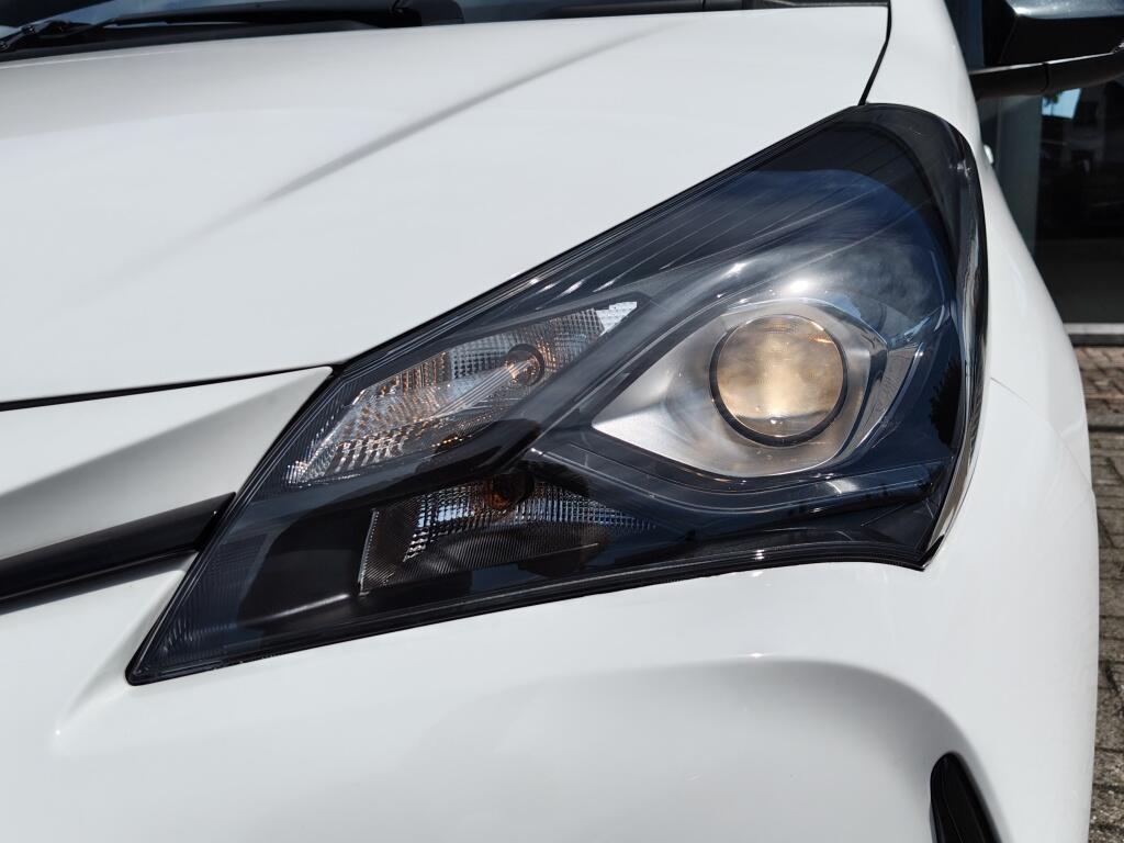 Toyota Yaris 1.5 Hybrid GR-Sport | Navi | Stoelverwarming | Keyless Entry - Image 34