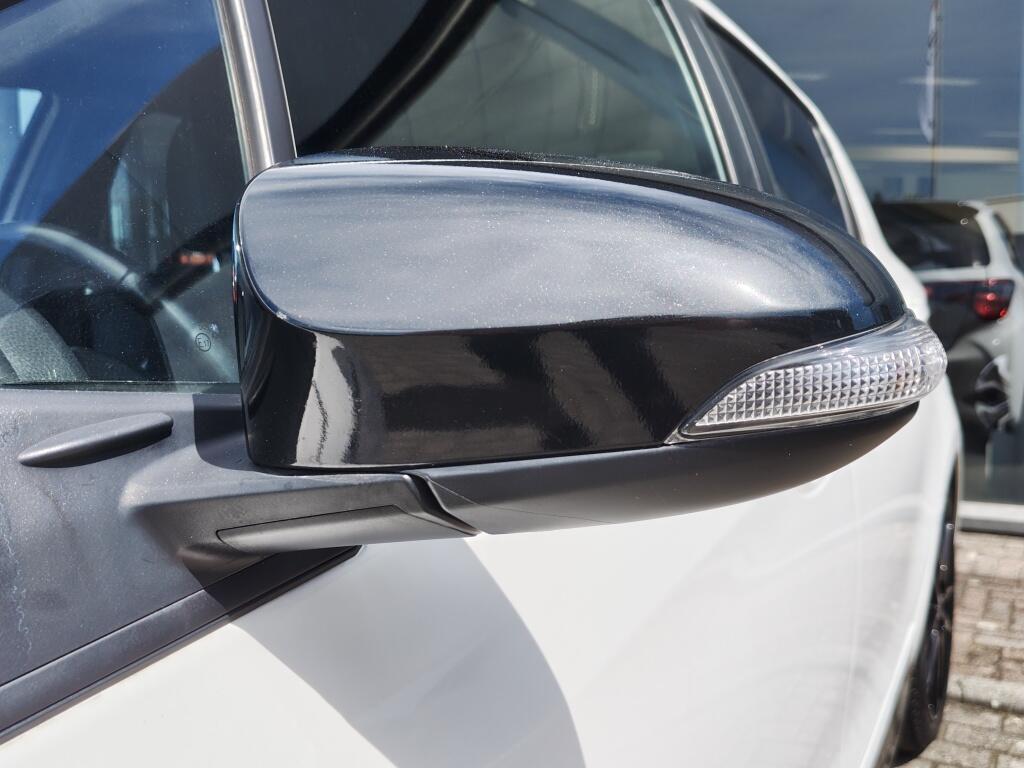 Toyota Yaris 1.5 Hybrid GR-Sport | Navi | Stoelverwarming | Keyless Entry - Image 36