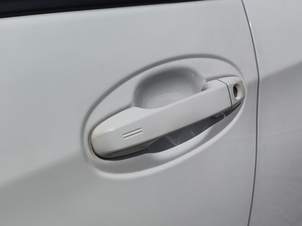 Toyota Yaris 1.5 Hybrid GR-Sport | Navi | Stoelverwarming | Keyless Entry - Image 37