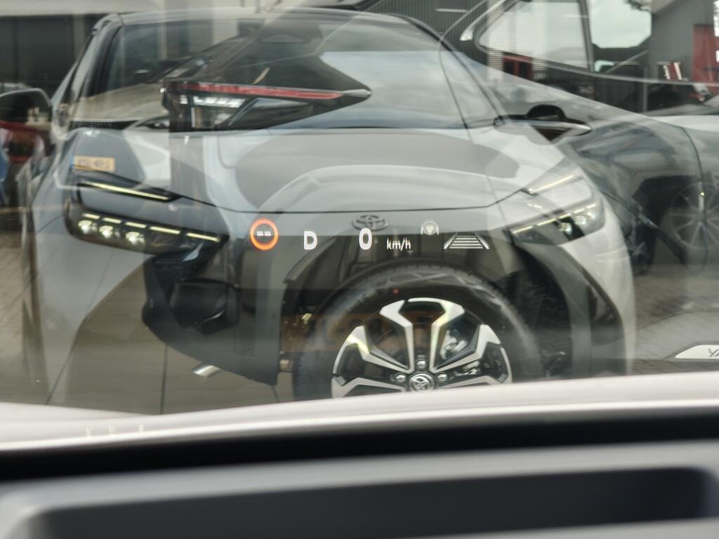 Toyota C-HR 2.0 PHEV 220 Première Edition | Pano | HUD | Leder | JBL | Navi - Image 13