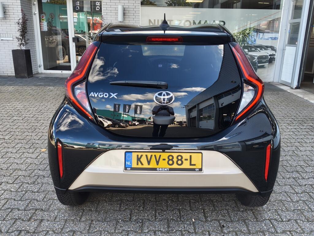 Toyota Aygo X 1.0 VVT-i S-CVT Envy | Stoelverwarming | All Seasons | Android Auto - Image 7