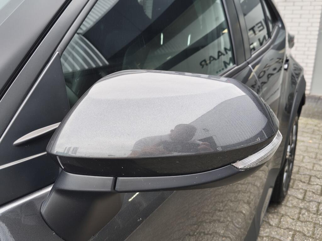 Toyota Yaris Cross 1.5 Hybrid 130 Executive | Sensoren v/a | El. Achterklep | Stoel & Stuurverwarming - Image 37