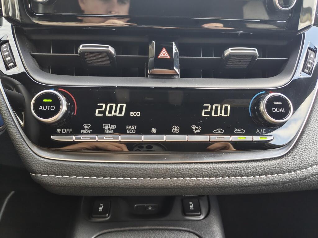 Toyota Corolla 2.0 Hybrid Business Plus | Navi | Stoelverwarming | Android Auto - Image 19