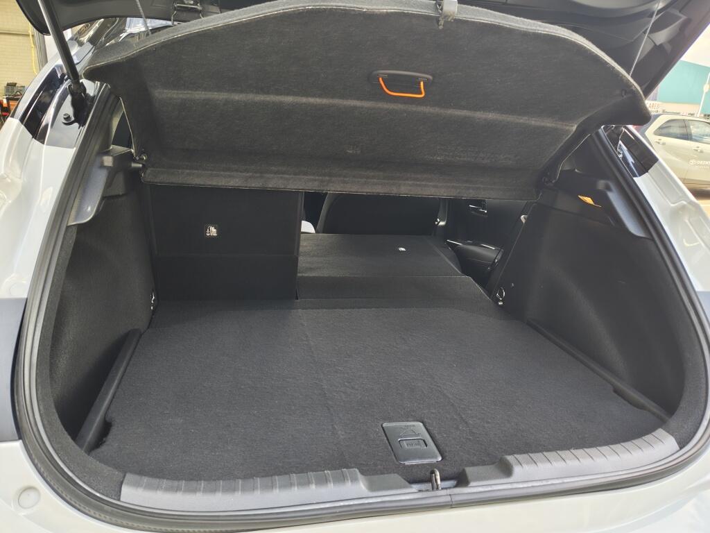 Toyota Corolla 2.0 Hybrid Business Plus | Navi | Stoelverwarming | Android Auto - Image 34