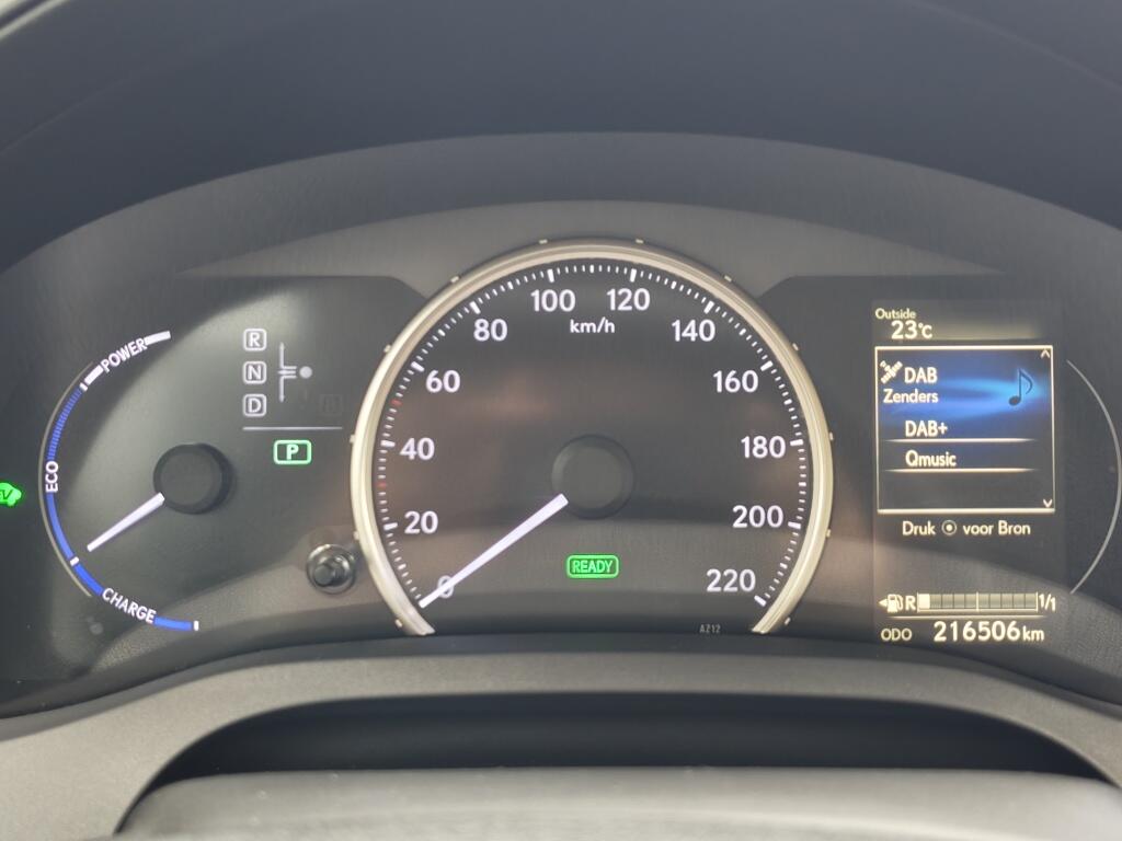 Lexus CT 200h Business Line | Sensoren v/a | Alcantara | Navi | Cruise Control - Image 10