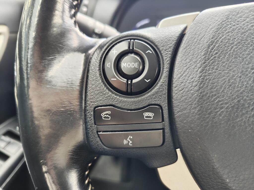Lexus CT 200h Business Line | Sensoren v/a | Alcantara | Navi | Cruise Control - Image 11