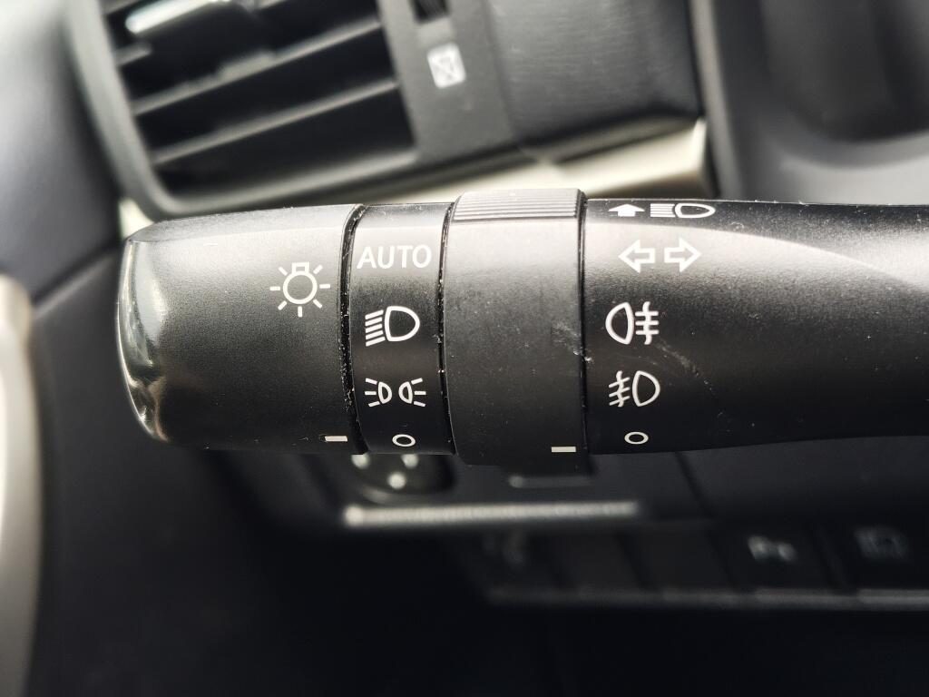 Lexus CT 200h Business Line | Sensoren v/a | Alcantara | Navi | Cruise Control - Image 13