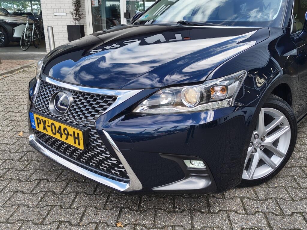 Lexus CT 200h Business Line | Sensoren v/a | Alcantara | Navi | Cruise Control - Image 2