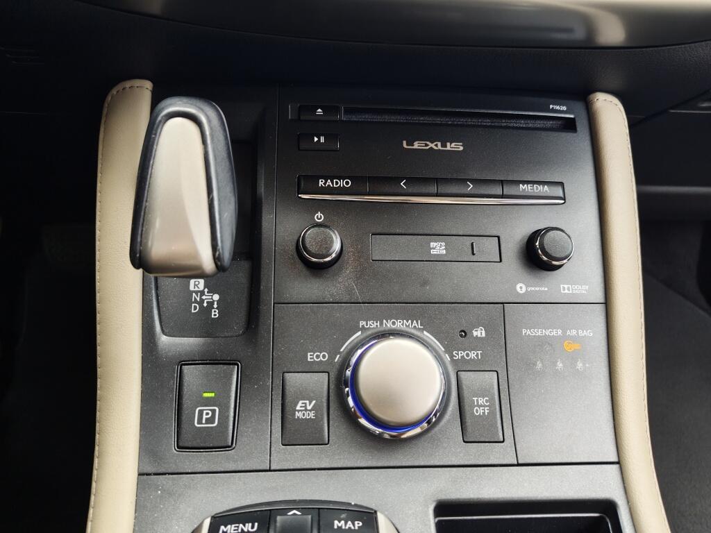 Lexus CT 200h Business Line | Sensoren v/a | Alcantara | Navi | Cruise Control - Image 22