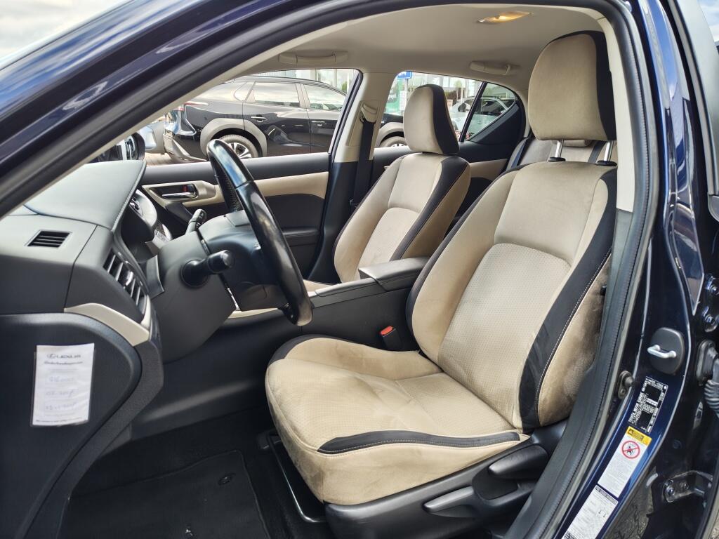 Lexus CT 200h Business Line | Sensoren v/a | Alcantara | Navi | Cruise Control - Image 30