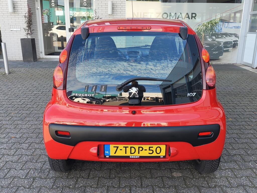 Peugeot 107 1.0 Access Accent | Toerenteller | Airco | Radio | Parrot Bluetooth - Image 7