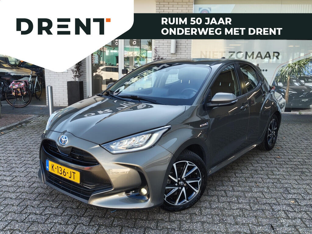 Toyota Yaris 1.5 Hybrid Dynamic | All season | Navi | Apple CarPlay/Android auto | - Image 1