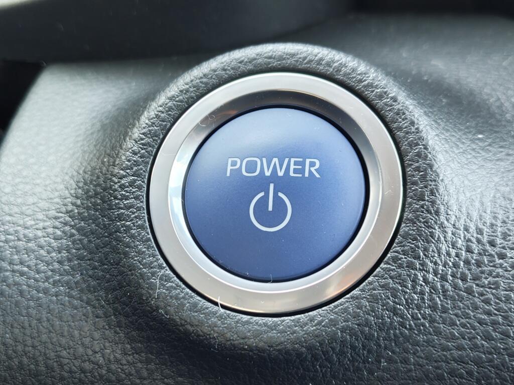 Toyota Yaris 1.5 Hybrid Dynamic | All season | Navi | Apple CarPlay/Android auto | - Image 24