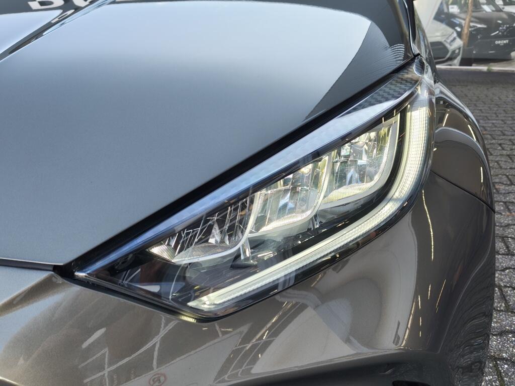 Toyota Yaris 1.5 Hybrid Dynamic | All season | Navi | Apple CarPlay/Android auto | - Image 32