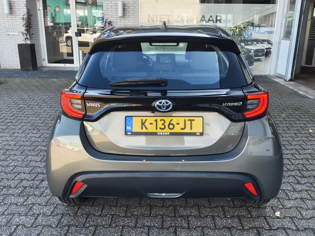 Toyota Yaris 1.5 Hybrid Dynamic | All season | Navi | Apple CarPlay/Android auto | - Image 7