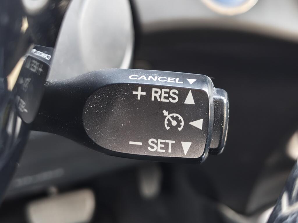 Toyota Yaris 1.5 Hybrid Design | Keyless Entry | Stoelverwarming | Cruise Control - Image 13