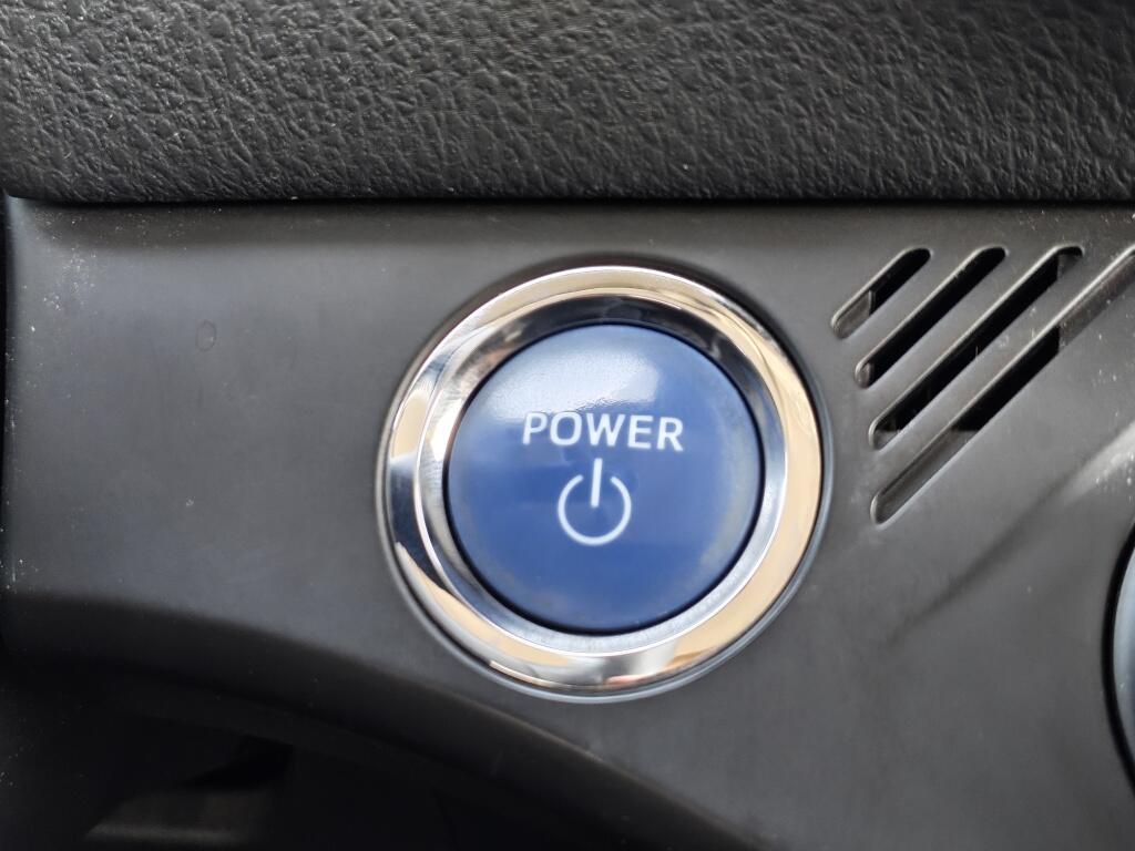 Toyota Yaris 1.5 Hybrid Design | Keyless Entry | Stoelverwarming | Cruise Control - Image 26