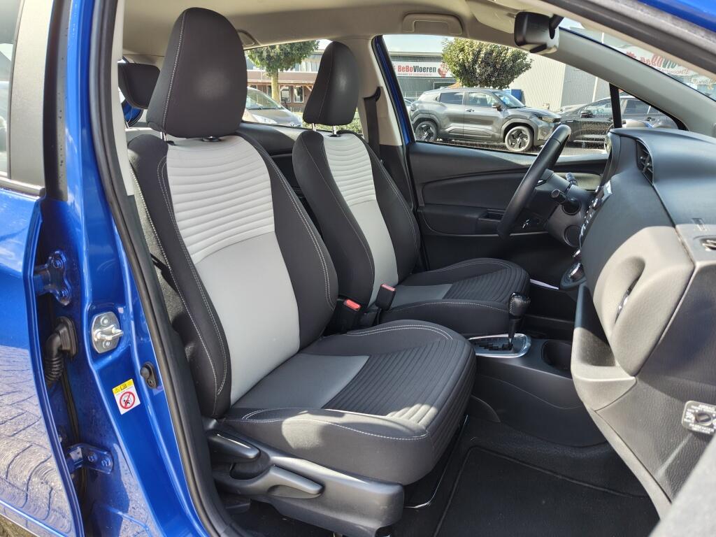 Toyota Yaris 1.5 Hybrid Design | Keyless Entry | Stoelverwarming | Cruise Control - Image 30