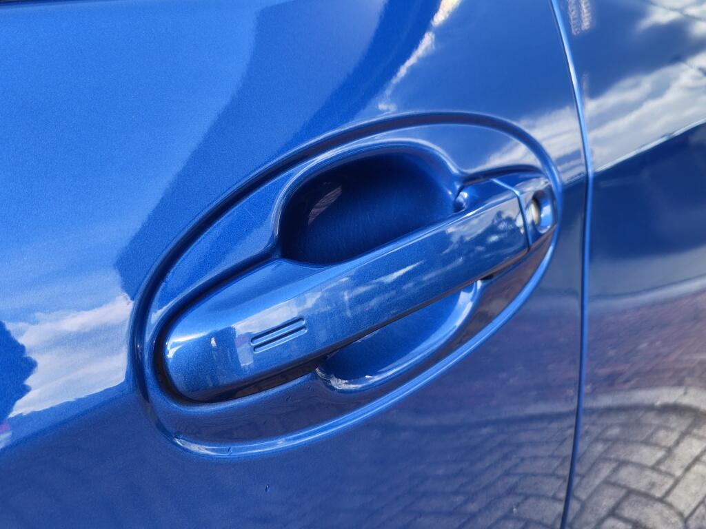 Toyota Yaris 1.5 Hybrid Design | Keyless Entry | Stoelverwarming | Cruise Control - Image 38