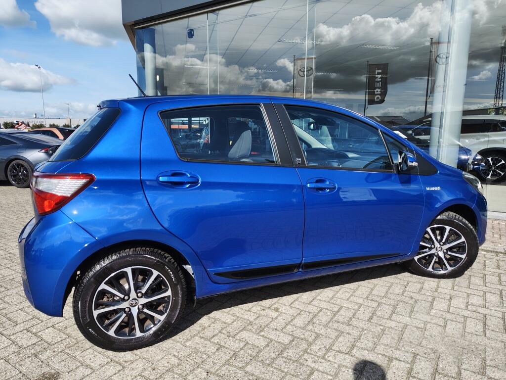 Toyota Yaris 1.5 Hybrid Design | Keyless Entry | Stoelverwarming | Cruise Control - Image 5