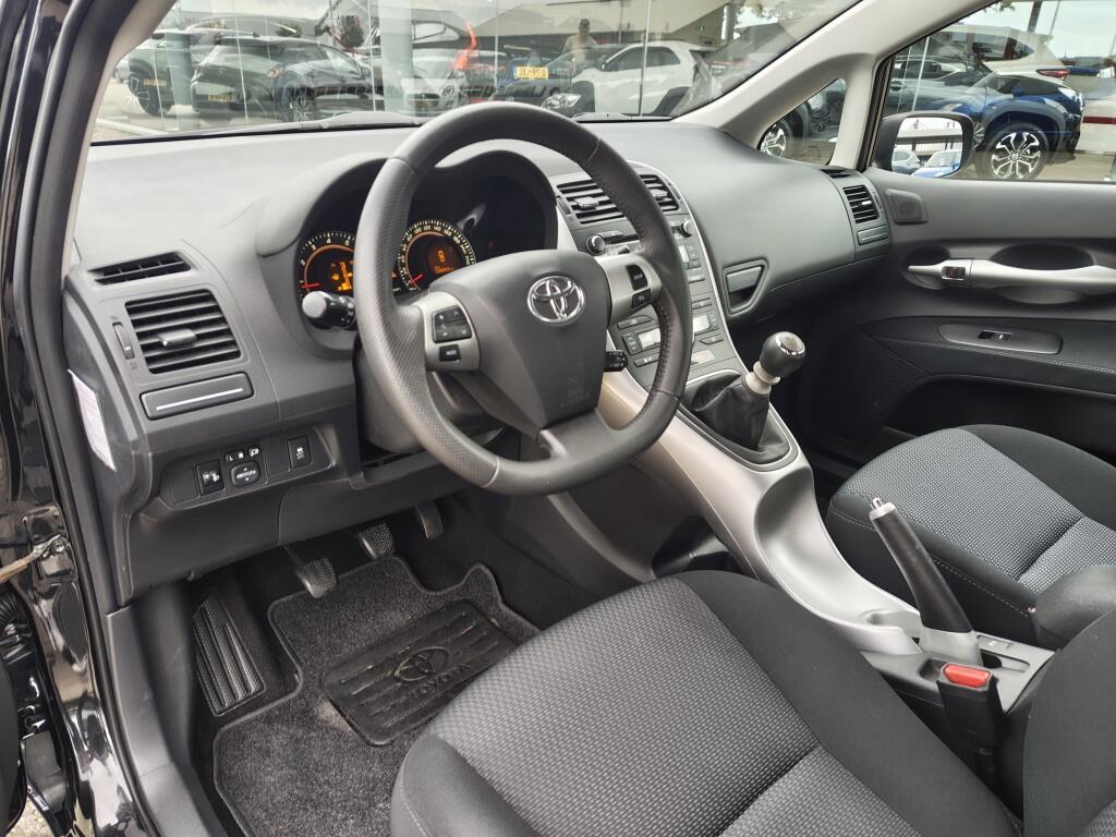Toyota Auris 1.6 Aspiration | Cruise Control | Sensoren achter | Airco | Radio - Image 19
