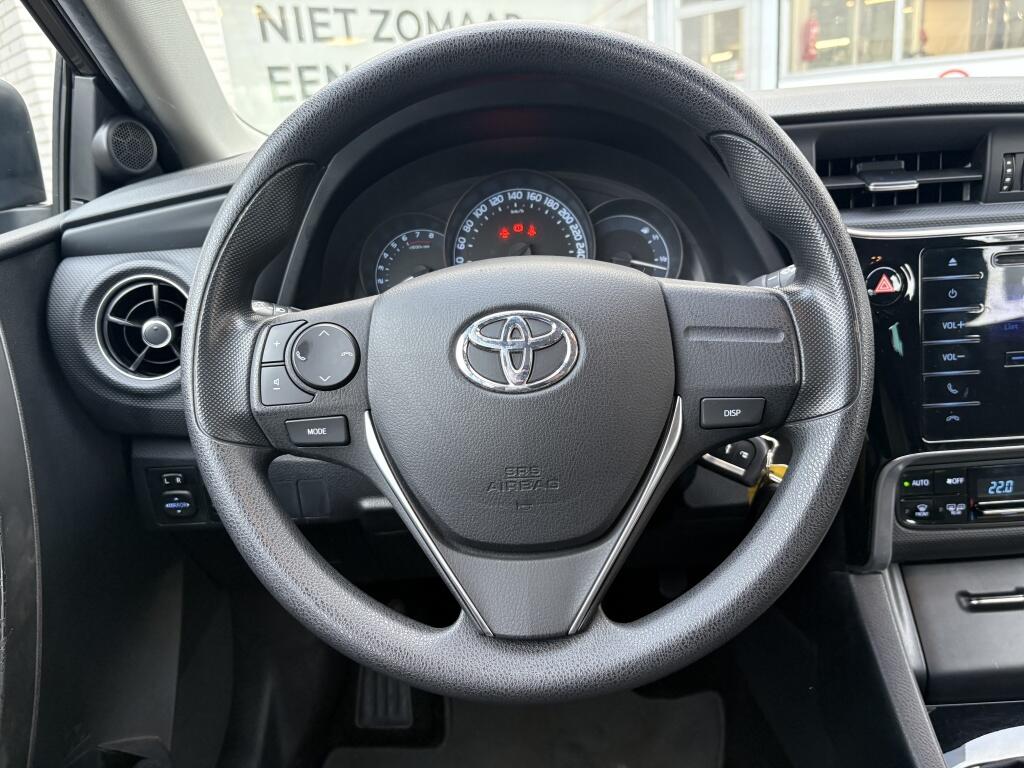 Toyota Auris 1.3 Now | Trekhaak | Bluetooth | Climate control | - Image 10